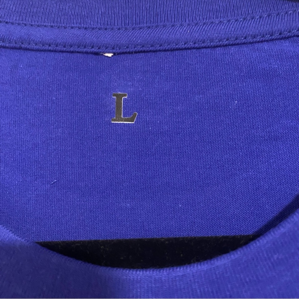 NWOT - Blue Stevie Nicks - “Don’t Be A Lady Be A Legend” Short Sleeve T-Shirt - Picture 3 of 4